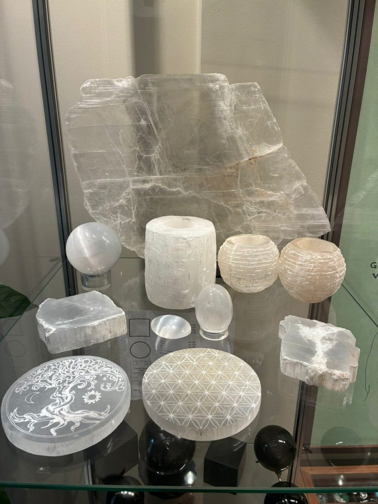 Selenite